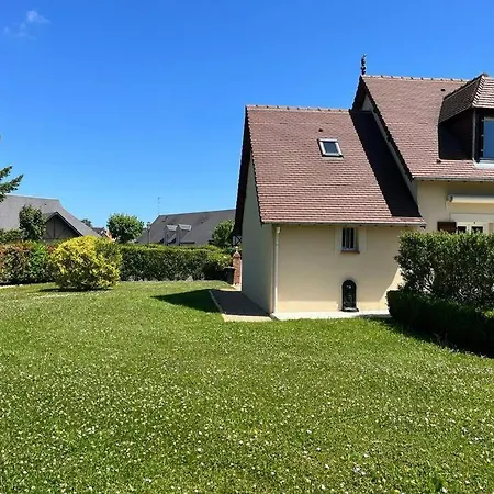 La Maison D'anne Hébergement de vacances Saint-Arnoult (Calvados)